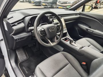 Lexus LBX